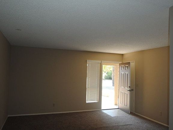 2nd image of 7146 W Rose Ln