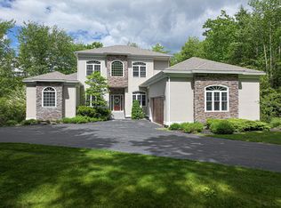 3 Millbrook Dr, Old Orchard Beach, ME 04064