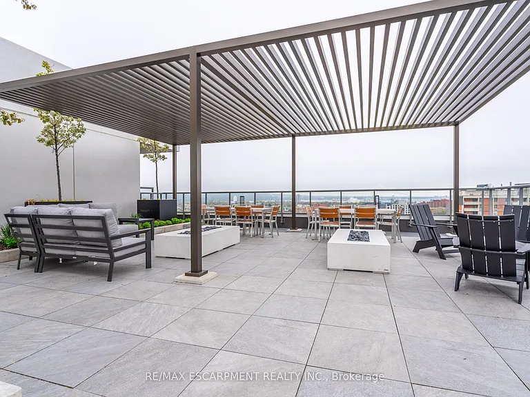 212 King William St #816 — Photo 26