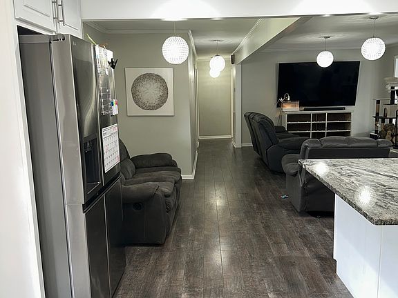 4th image of 500 Payne Pl