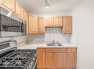 45 Lexington Ave APT 2, Gloucester, MA 01930