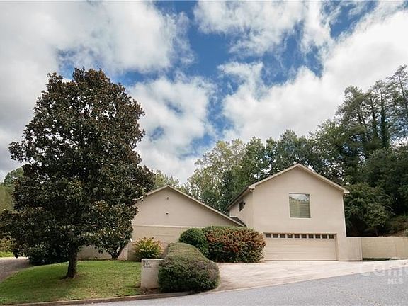3rd image of 100 Lynn Ct