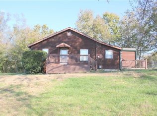 8325 Corliss Rd, De Soto, KS 66018