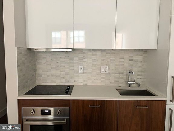 5th image of 621 S 24th St #202