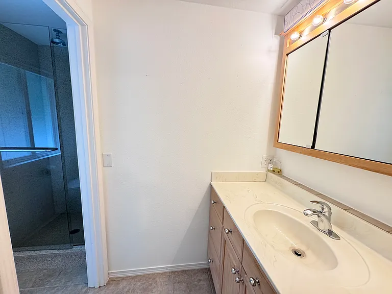 13502 NE 190th Pl — Photo 15