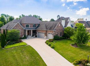 2241 W Augusta Dr, Dunlap, IL 61525