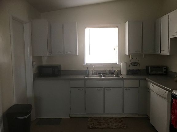 5th image of 1602 Atkamire Dr