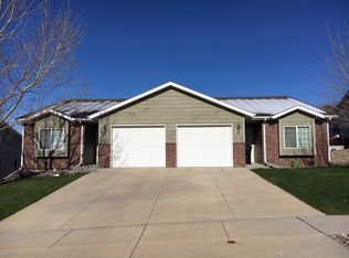 1335 E Oakland St #B, Rapid City, SD 57701