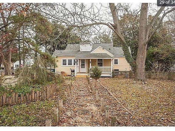3rd image of 109 Naglee Ave