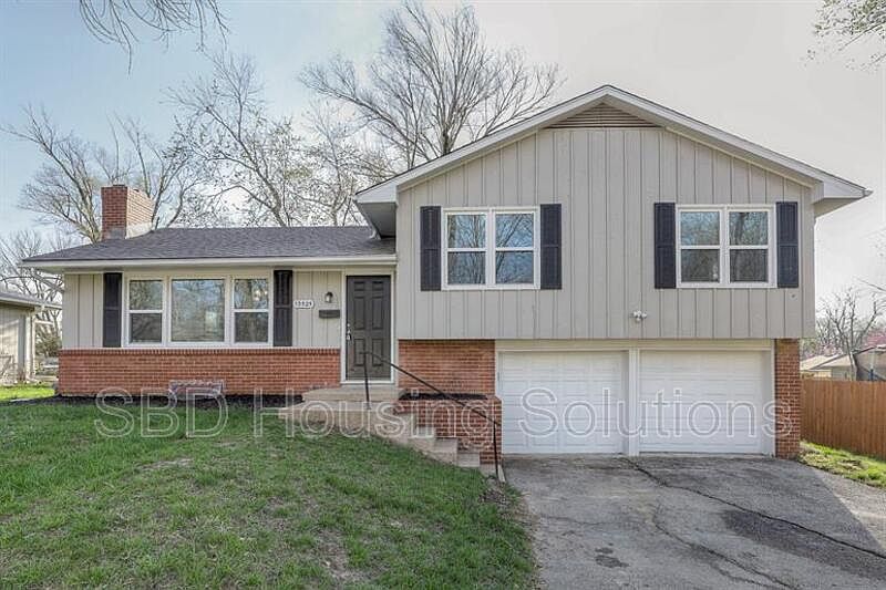 1st image of 13525 Applewood Dr