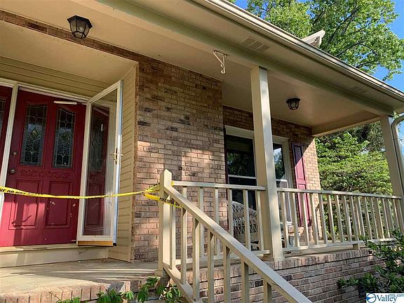 3rd image of 1317 Joshua Dr SE