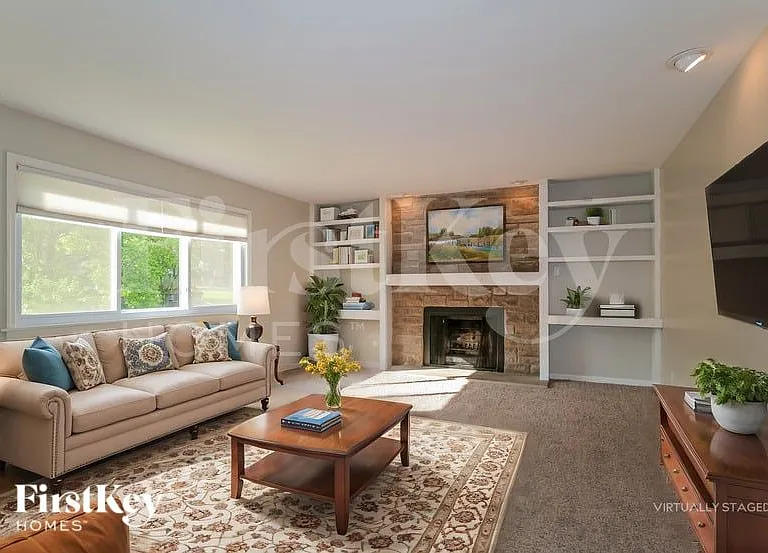 611 Lakewood Dr — Photo 4