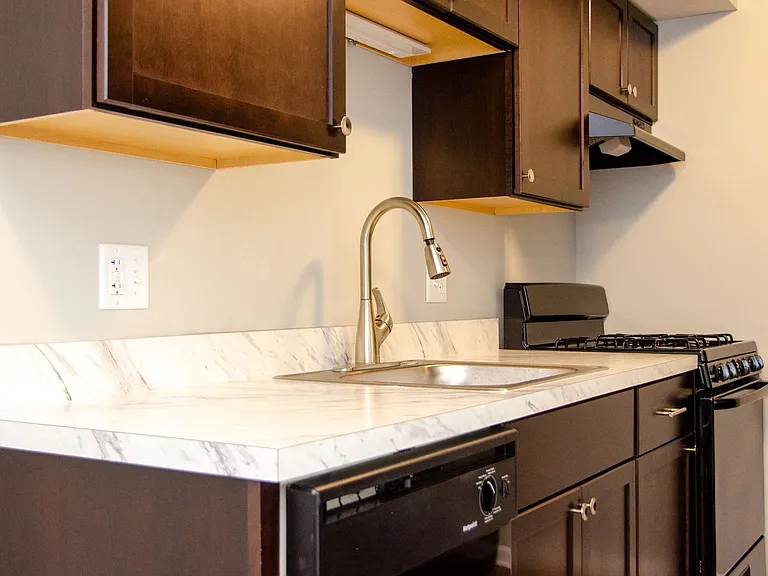 Linden Park Apartments — Photo 63