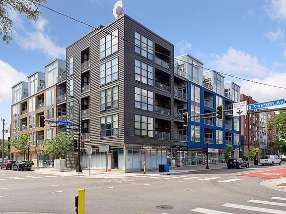2nd image of 1211 Lagoon Ave Unit 302