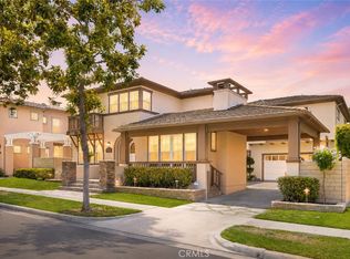 8 Bayleaf Ln, Irvine, CA 92620
