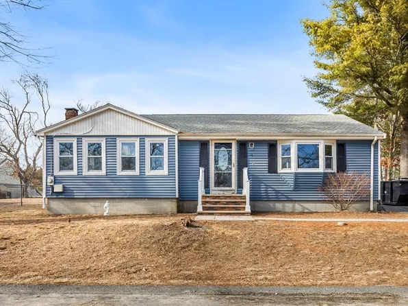 16 Regent Ave, Wareham, MA 02571