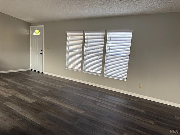 4th image of 5300 Rexford Way