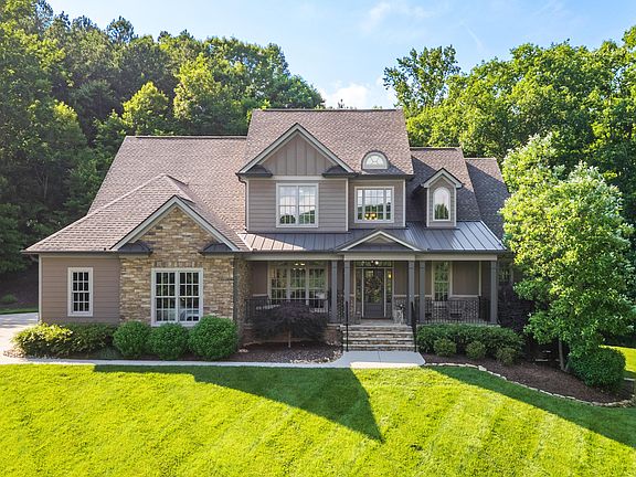 2nd image of 578 Leatha Ln NW