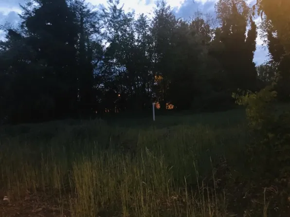 608 Moore St, Bristol, VA 24201