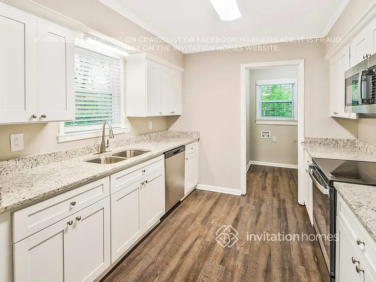 124 Plaza Dr — Photo 11