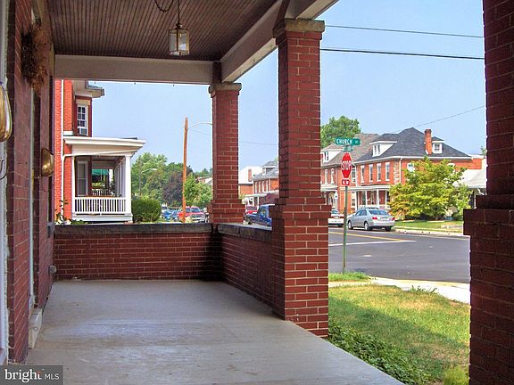 3rd image of 251 Westside Ave