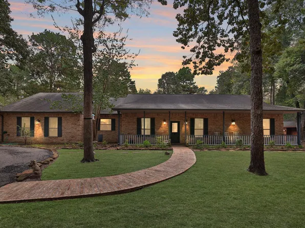 8803 Sendera Dr, Magnolia, TX 77354