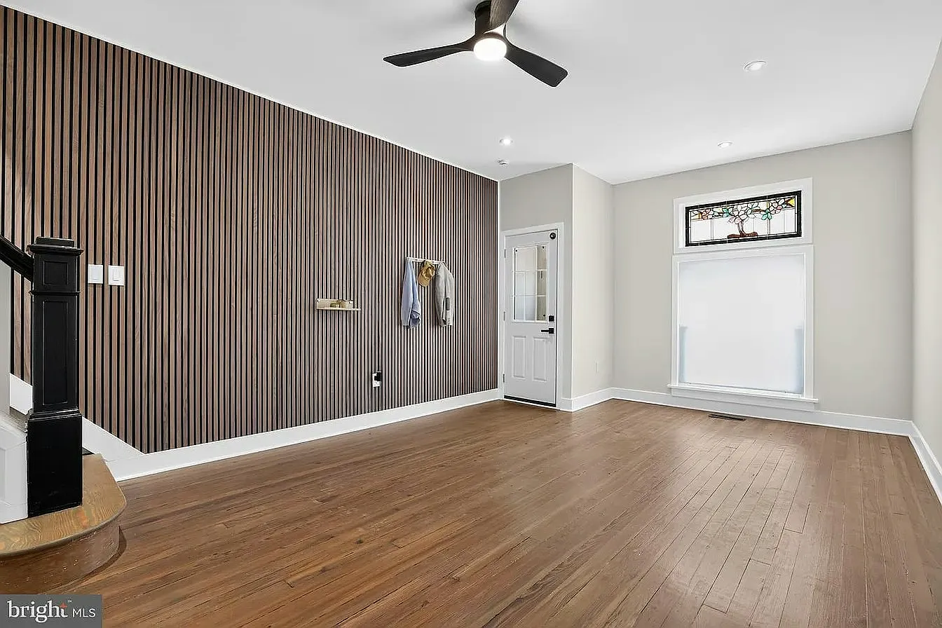 3815 Foster Ave — Photo 1