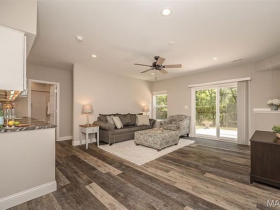 4th image of 249 Belmonte Cir