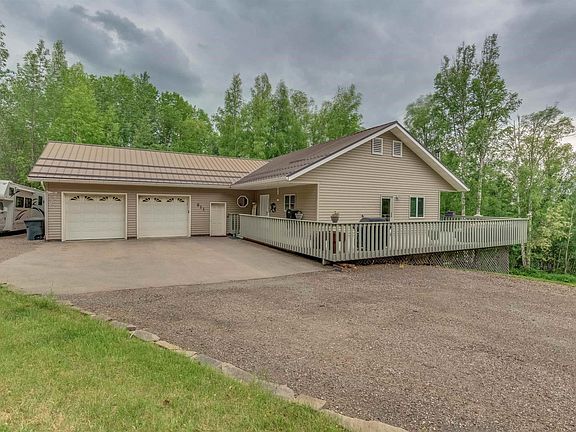 2nd image of 811 Suncrest Dr