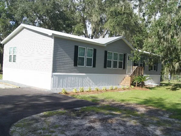 3412 Medulla Rd, Plant City, FL 33566