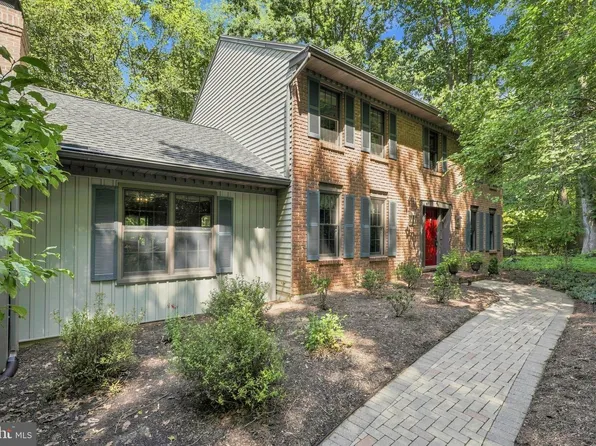 1200 Ash Ln, Lebanon, PA 17042