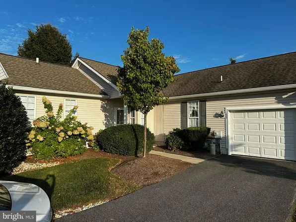 175 W Tally Ho Dr, Glen Mills, PA 19342