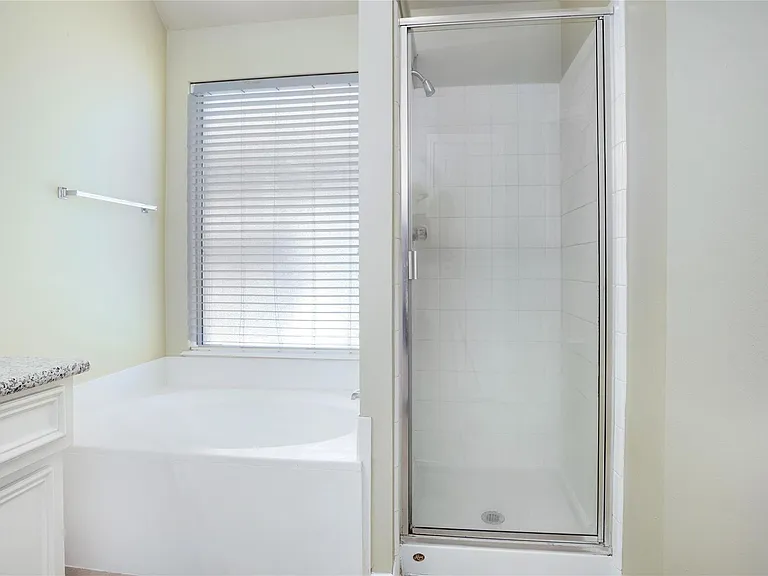 6214 Southcott Ct — Photo 18