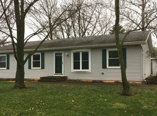 475 N 3rd Ave, Coal City, IL 60416