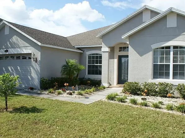 10804 Breaking Rocks Dr, Tampa, FL 33647