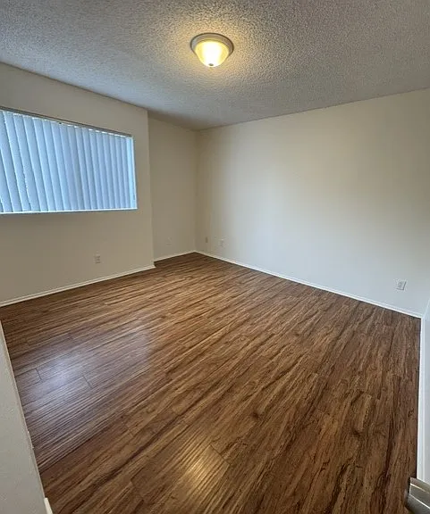 420 Salem St #101 — Photo 15