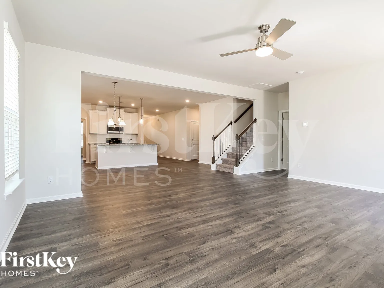 4 bed, 3.5 bath, 3184 sqft, $2,565 — Photo 4