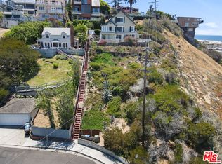 200 Montreal St, Playa Del Rey, CA 90293