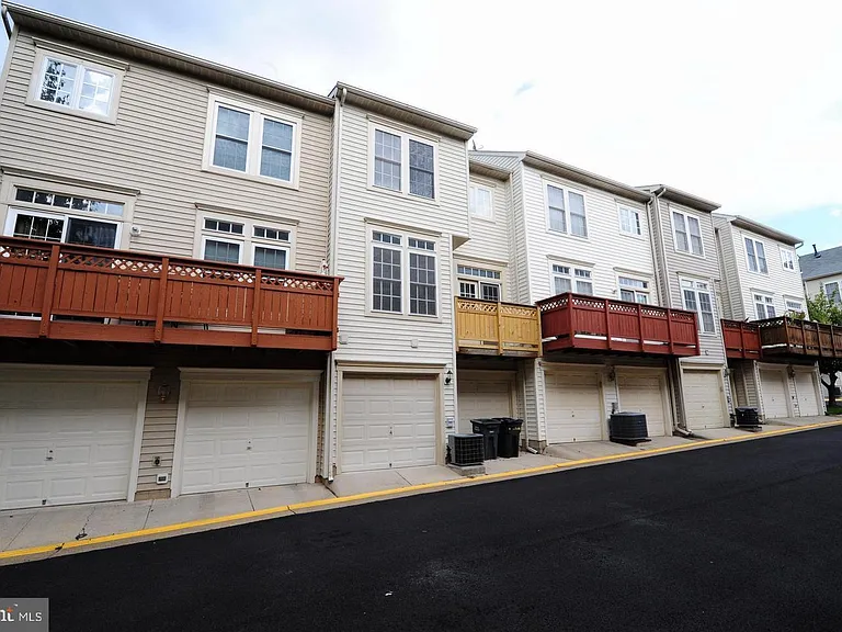 4379 Thomas Brigade Ln — Photo 24