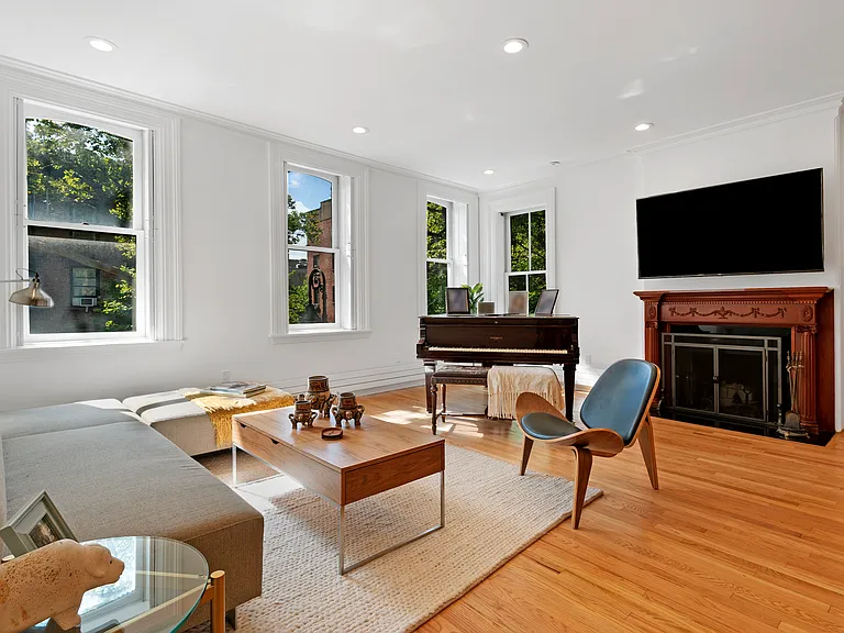 278 Clinton St #2 — Photo 11