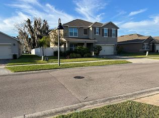 3333 Landing Vw, Tavares, FL 32778