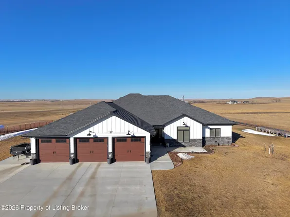 10895 33l St SW, Dickinson, ND 58601