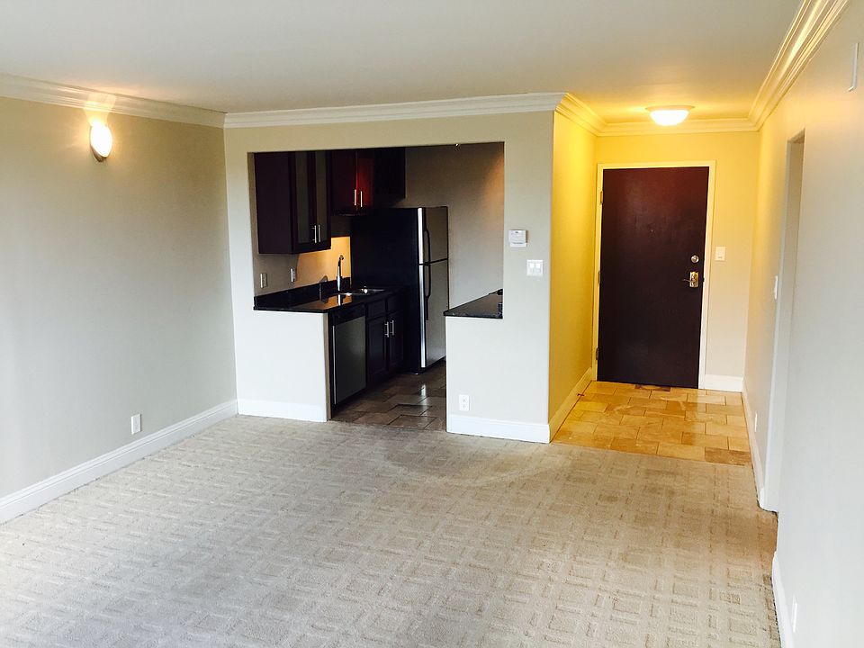 1st image of 700 E 8th St Unit 8P