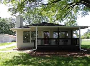 2309 SE Maryland Ave, Topeka, KS 66605