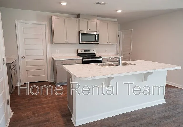 110 Painted Lady Loop — Photo 9
