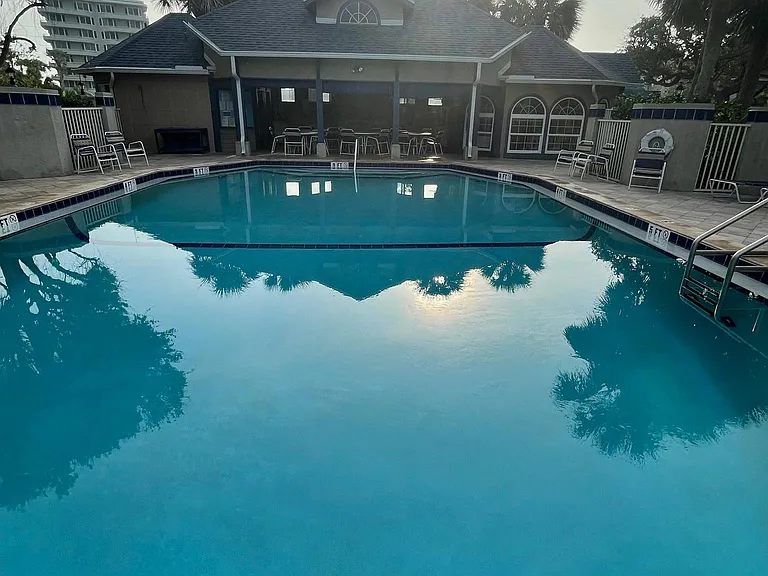 875 Windover Ct #51-D — Photo 7