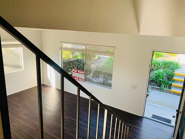589 Rio Grande Cir — Photo 2