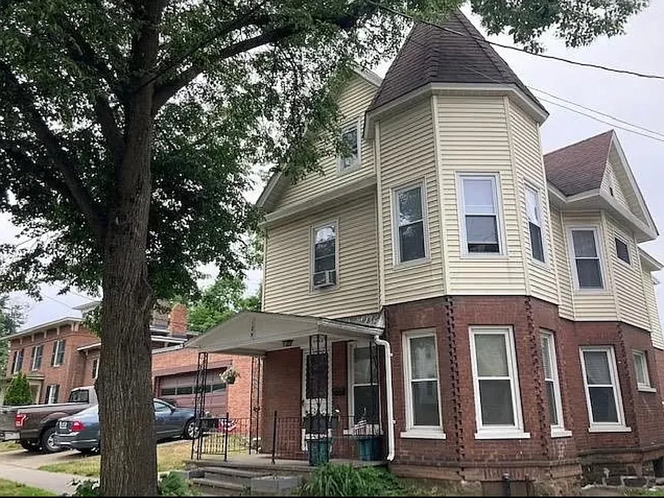 129 S Willard St