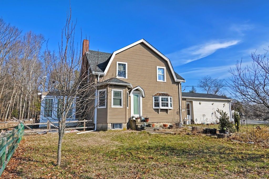 2488 Chestnut St, Dighton, MA 02715 Zillow