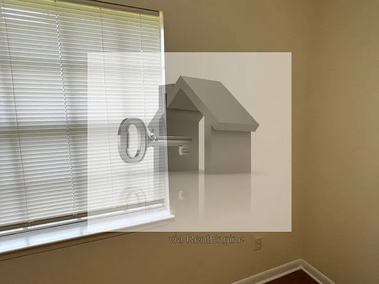 4935 Yacht Harbor Dr — Photo 2